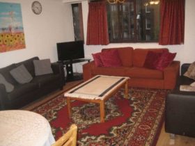 3 bedroom Flat to re...